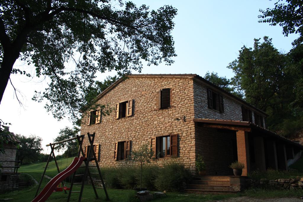 Agriturismo Valdifiori Sassoferrato Ngoại thất bức ảnh