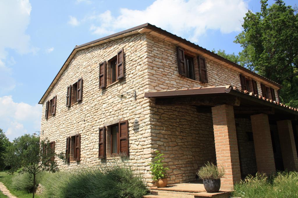 Agriturismo Valdifiori Sassoferrato Ngoại thất bức ảnh